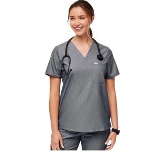 Figs Catarina One Pocket Scrub Top Size XS Grey